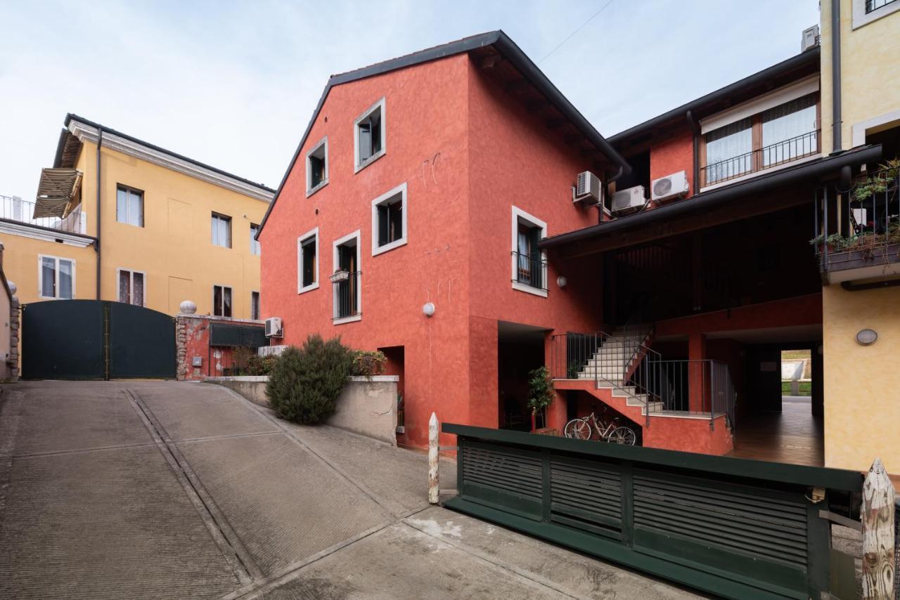 Piccolo Borgo Di Raoul Apartment Vicenza Bagian luar foto